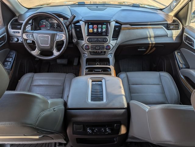 Used 2020 GMC Yukon Denali w/ Denali Ultimate Package AWD/4WD image 11