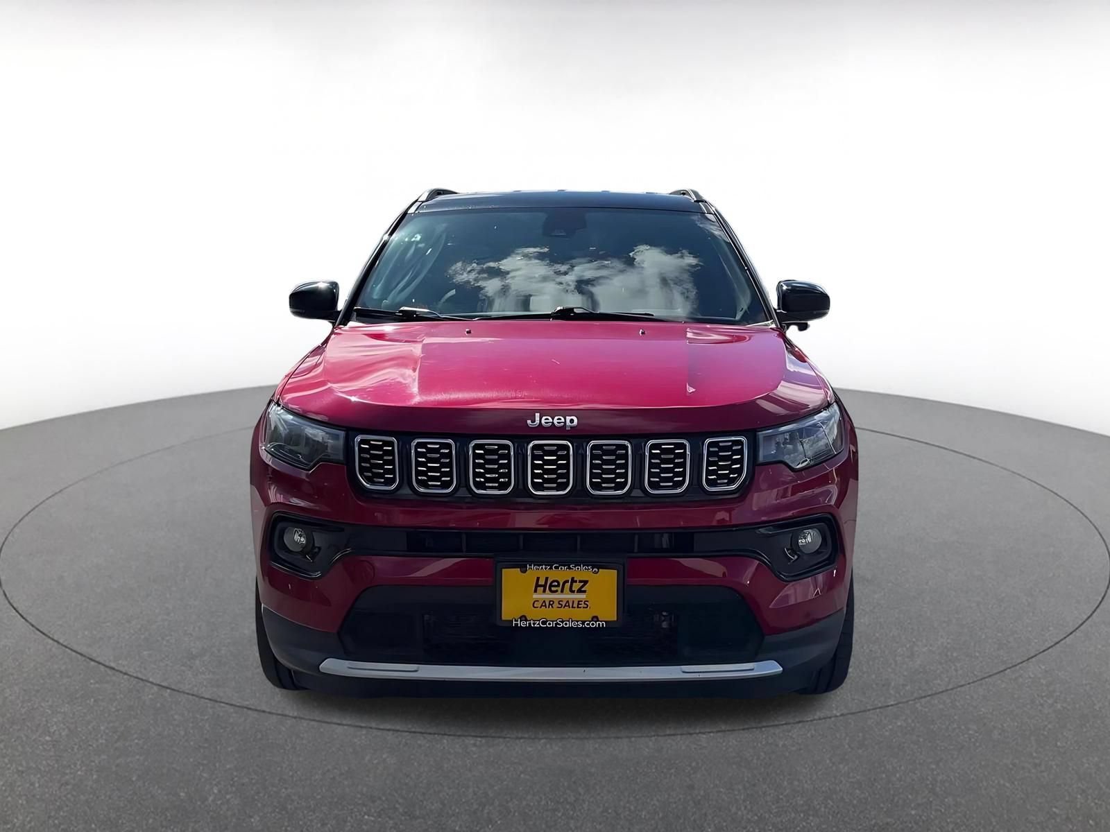 Used 2025 Jeep Compass Limited AWD/4WD image 4