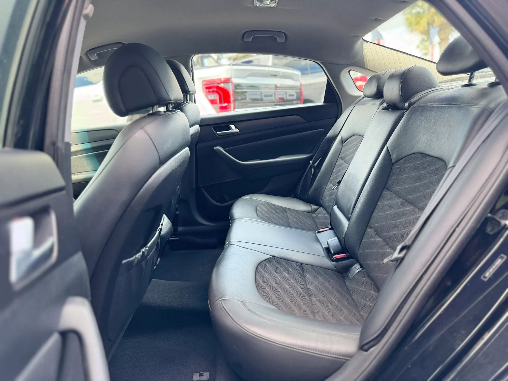 Used 2015 Hyundai Sonata Sport w/ Option Group 04 FWD image 18