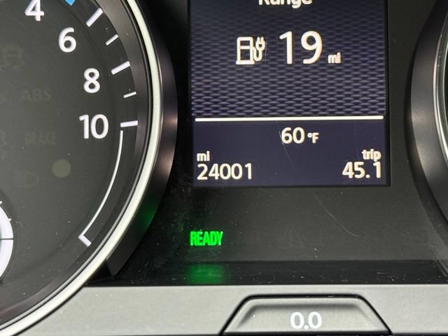 Used 2016 Volkswagen e-Golf SEL Premium FWD image 16