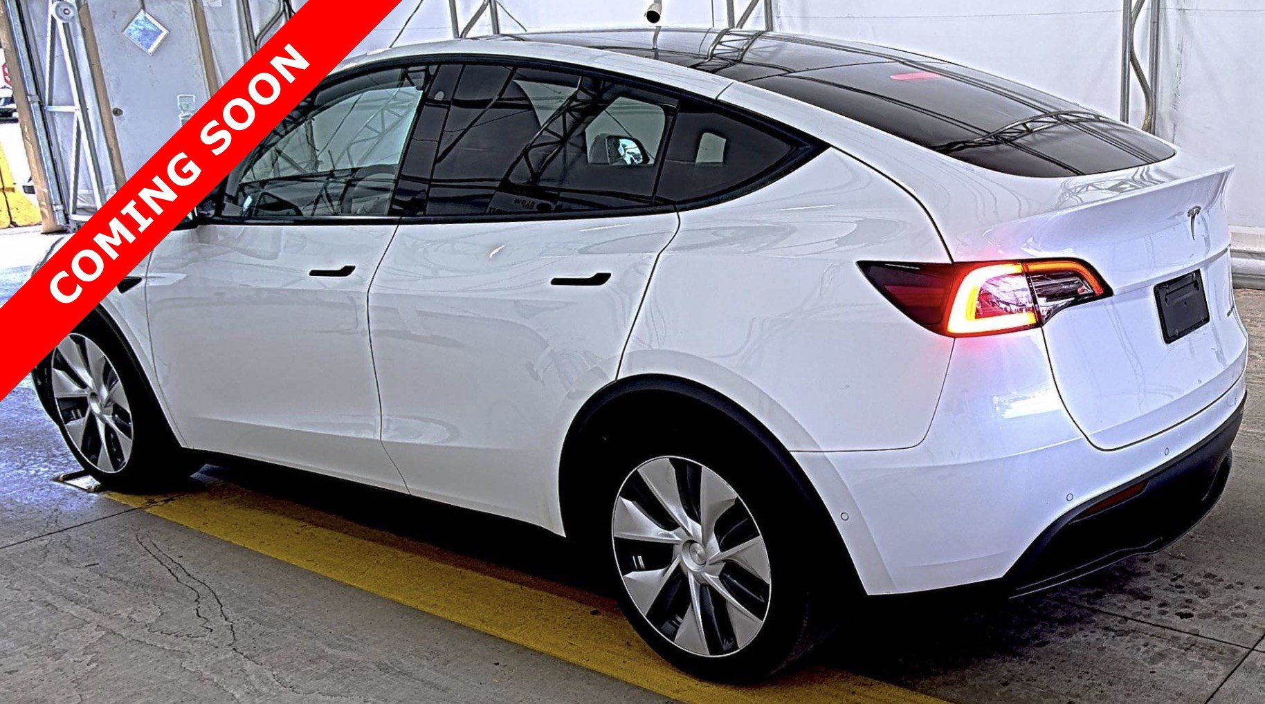 Used 2021 Tesla Model Y Long Range AWD/4WD image 4