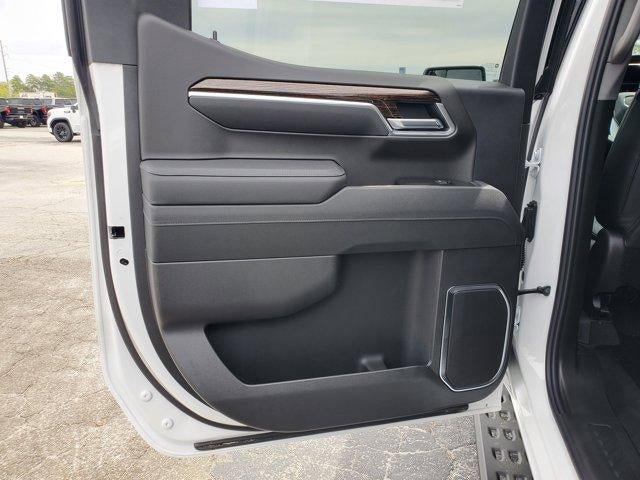 New 2026 GMC Sierra 1500 SLE w/ X31 Off-Road Package AWD/4WD image 13