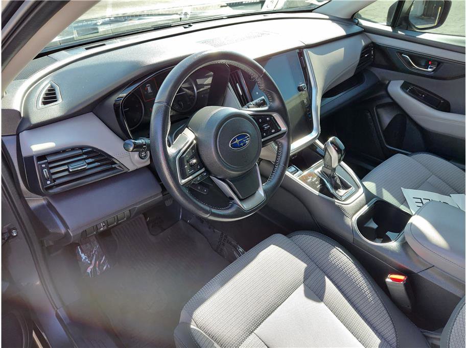 Used 2022 Subaru Outback Premium image 7