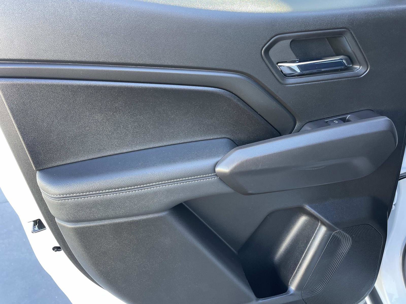 Used 2025 GMC Canyon Elevation w/ Convenience Package image 23