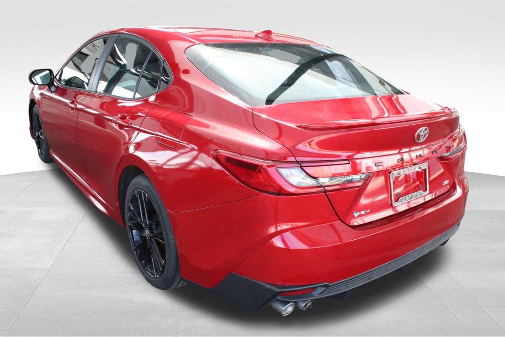Used 2025 Toyota Camry SE FWD image 14