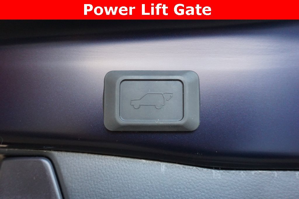 New 2025 Toyota RAV4 XLE image 21