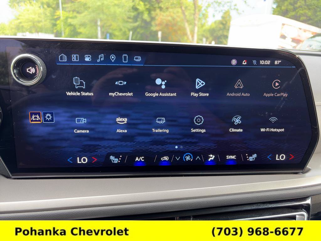 Certified 2025 Chevrolet Traverse LT w/ Driver Confidence Package AWD/4WD image 14