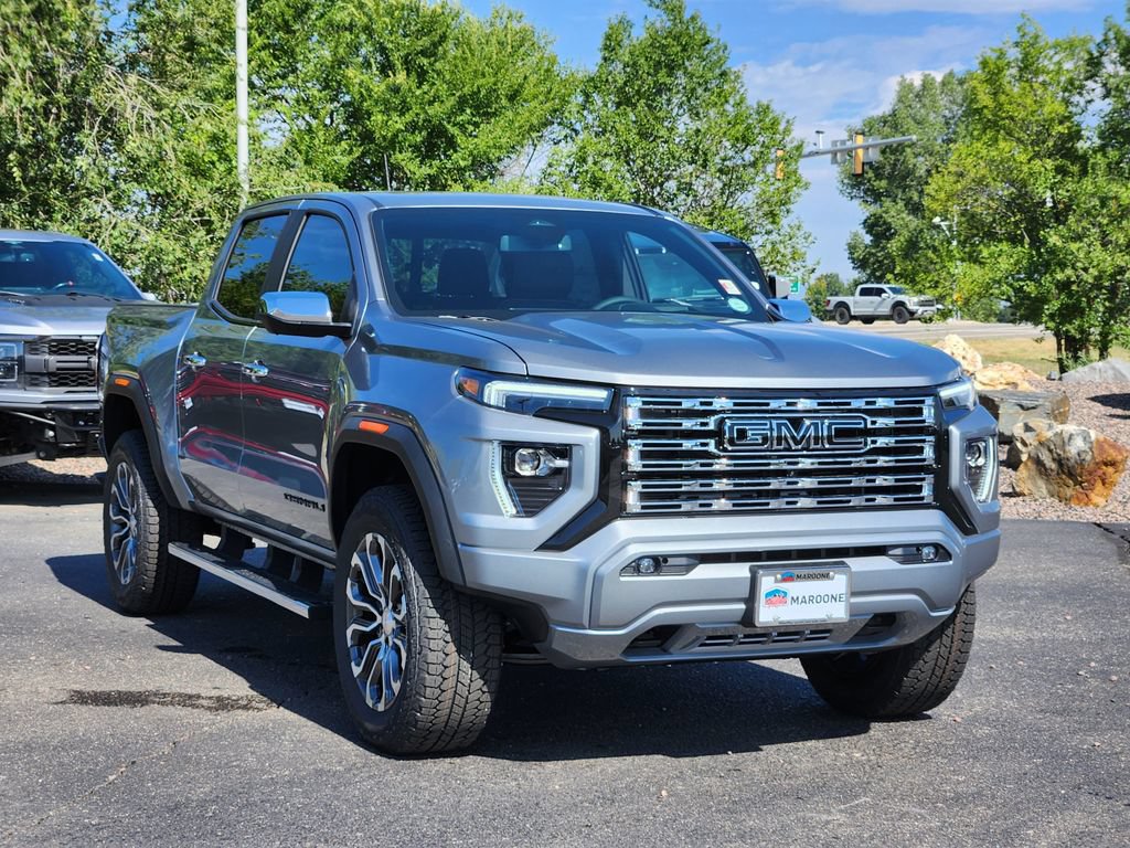 New 2026 GMC Canyon Denali w/ LPO, Black Badging Package AWD/4WD image 4