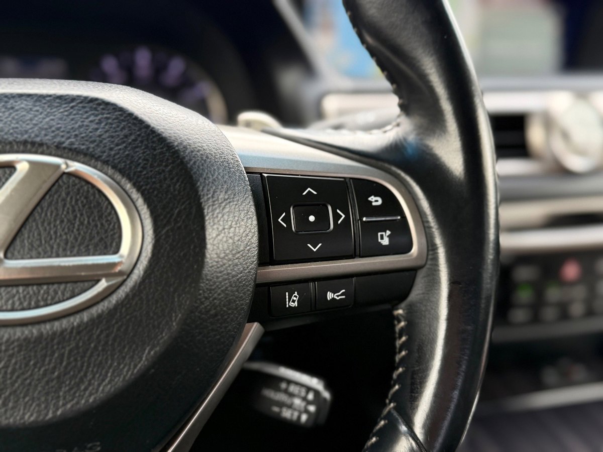 Used 2016 Lexus GS 350 RWD image 24