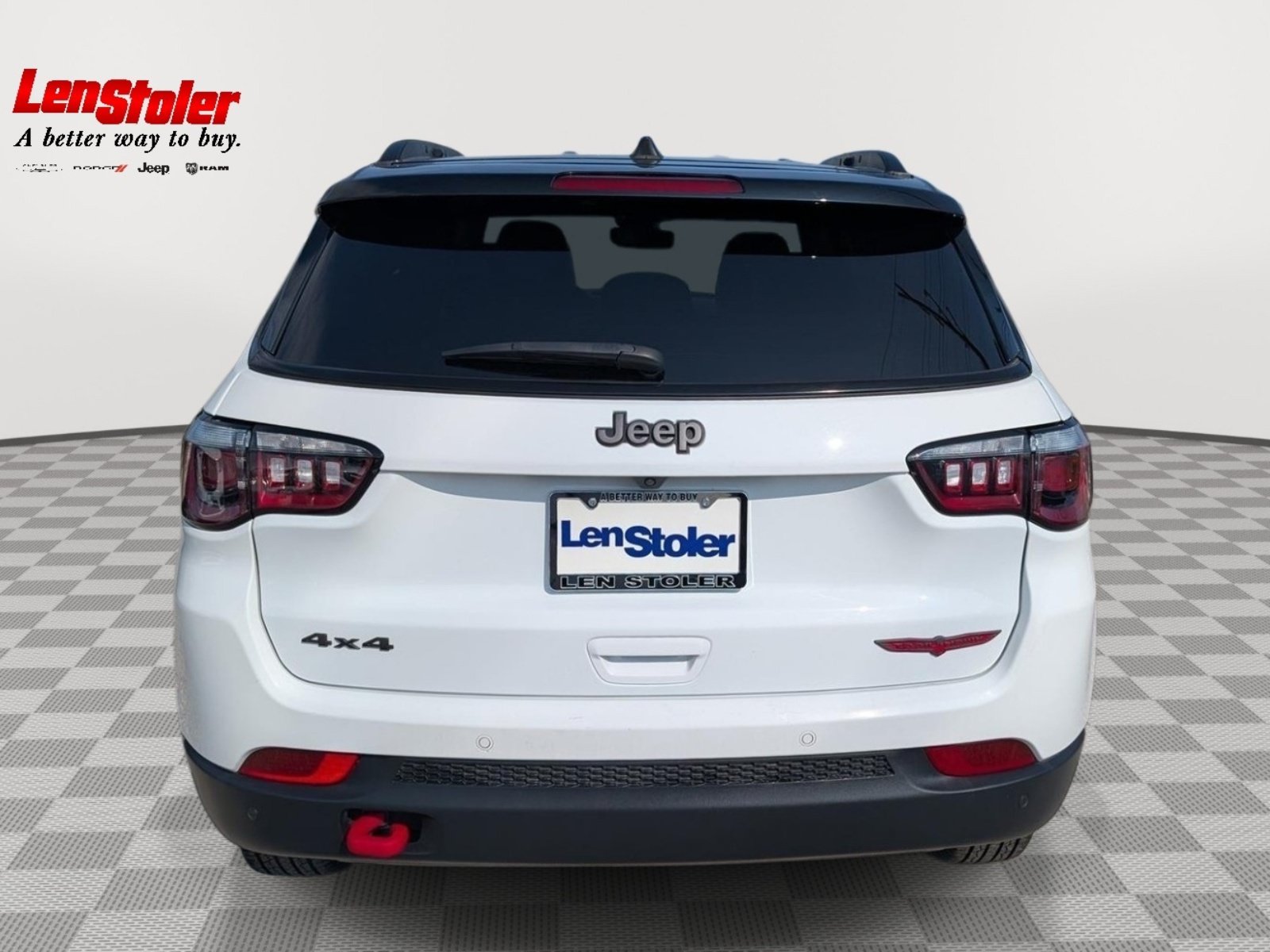 Used 2025 Jeep Compass Trailhawk AWD/4WD image 4