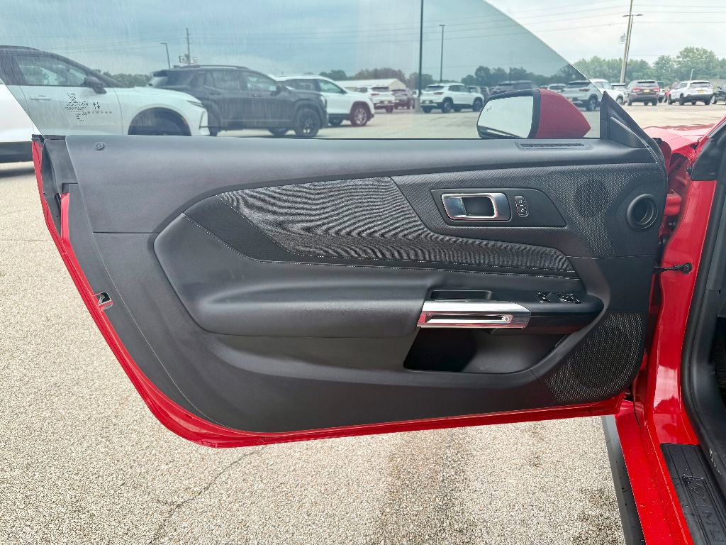 Used 2024 Ford Mustang Coupe image 10