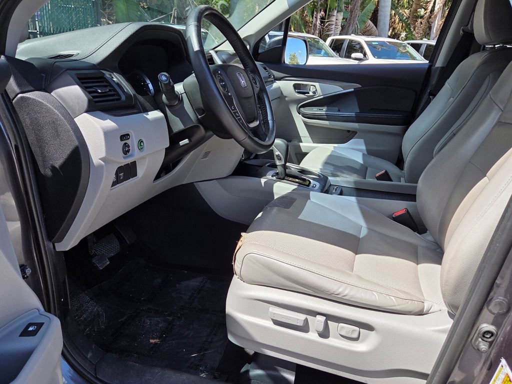 Certified 2019 Honda Ridgeline RTL-T image 9