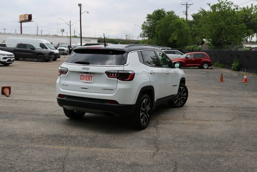 Used 2022 Jeep Compass Limited image 5