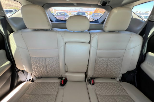 Used 2021 Nissan Murano Platinum w/ Cargo Package image 25