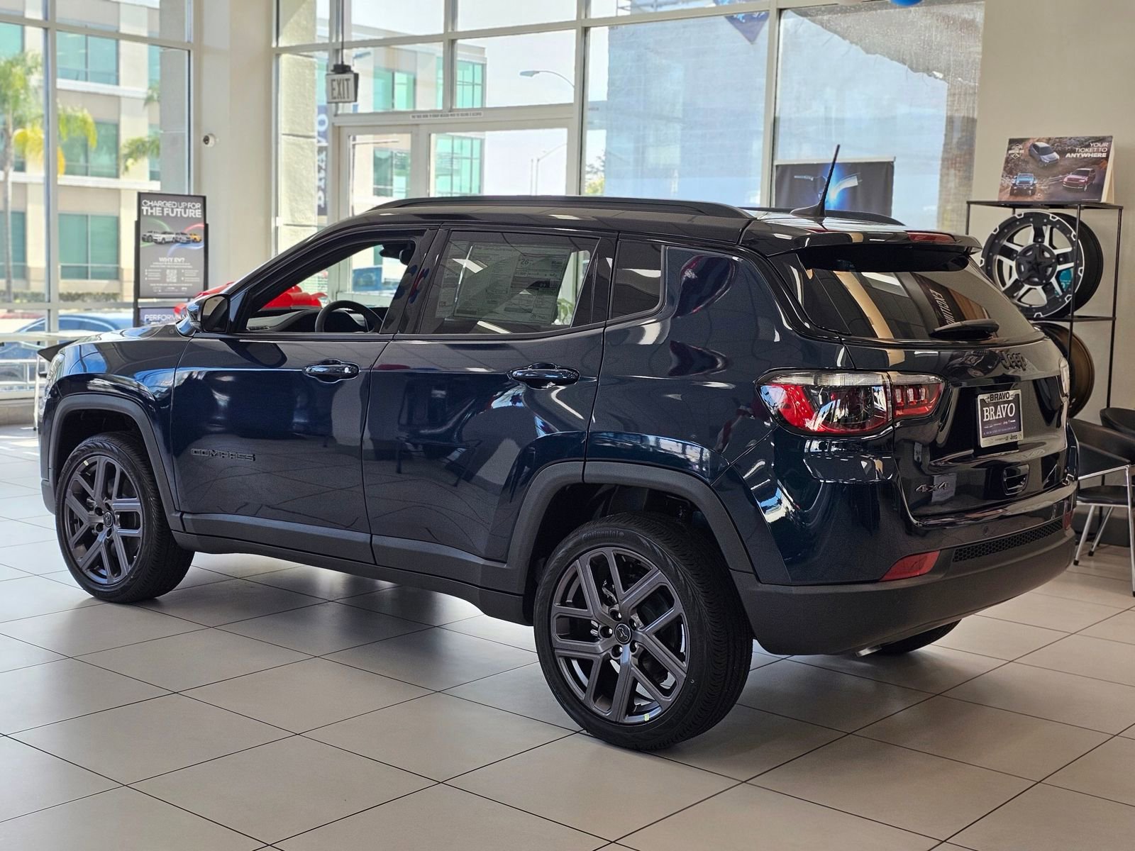 New 2026 Jeep Compass Limited image 5