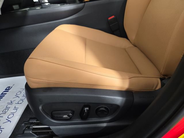 New 2025 Lexus UX 300h AWD image 30