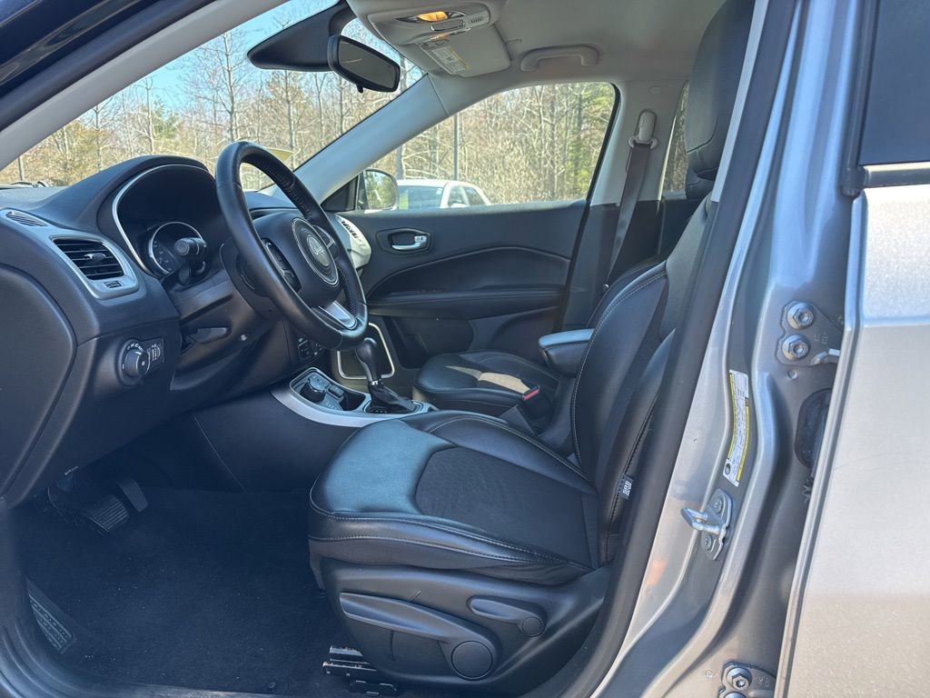 Used 2020 Jeep Compass Latitude w/ Cold Weather Group image 8