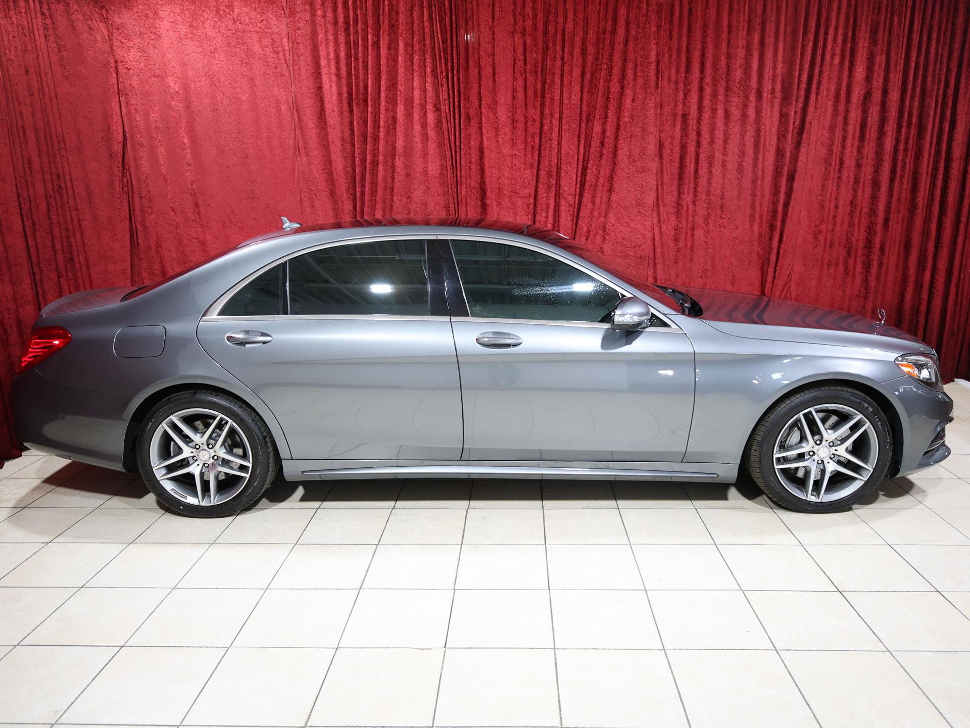 Used 2016 Mercedes-Benz S 550 4MATIC Sedan image 8