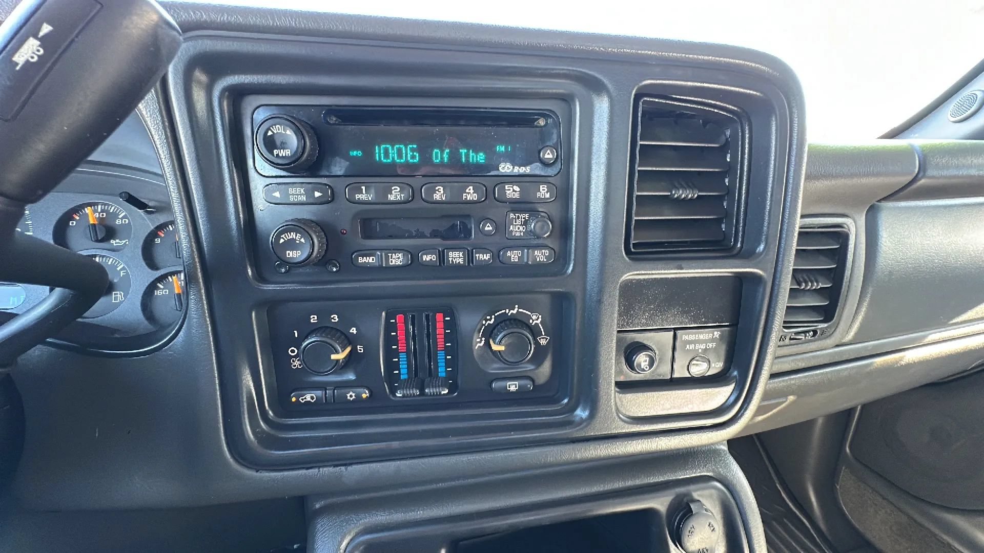 Used 2003 Chevrolet Silverado 2500 LS w/ Snow Plow Prep Package AWD/4WD image 14