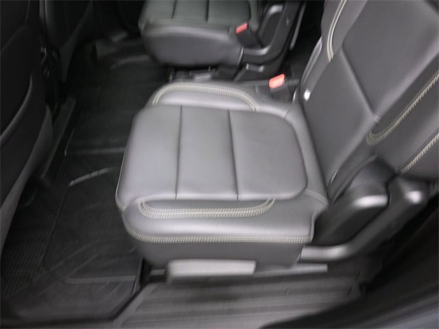 Used 2023 Chevrolet Traverse LT w/ LT Premium Package image 21