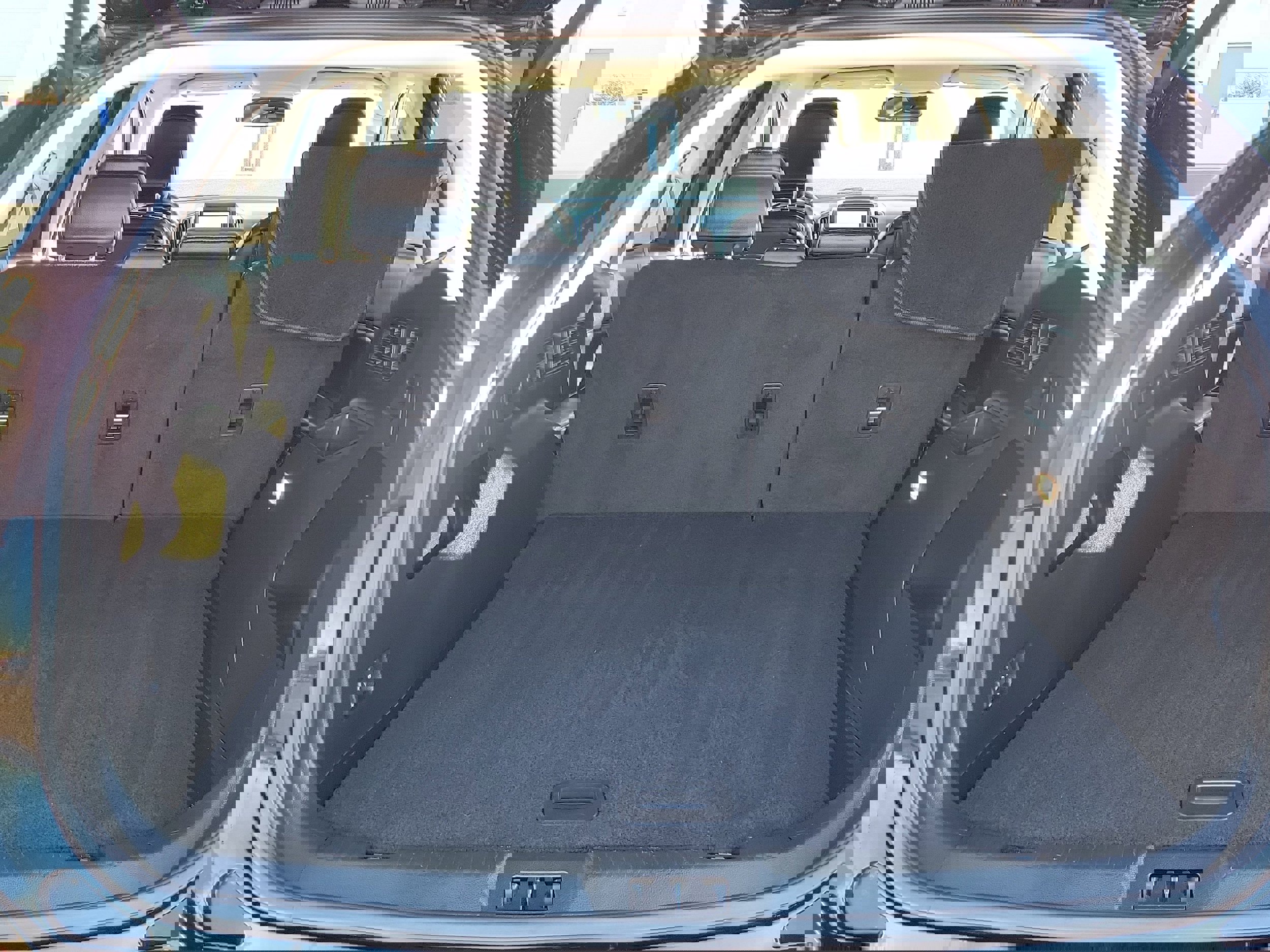 Used 2024 Ford Edge SEL w/ Convenience Package image 8