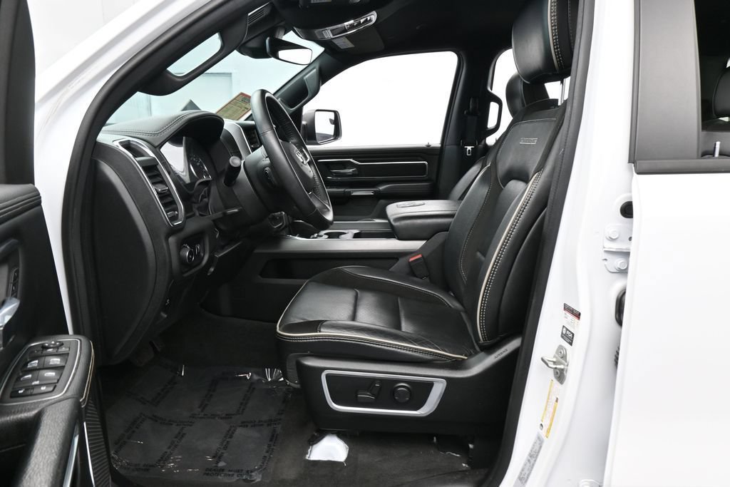Used 2024 RAM 1500 Laramie RWD image 11