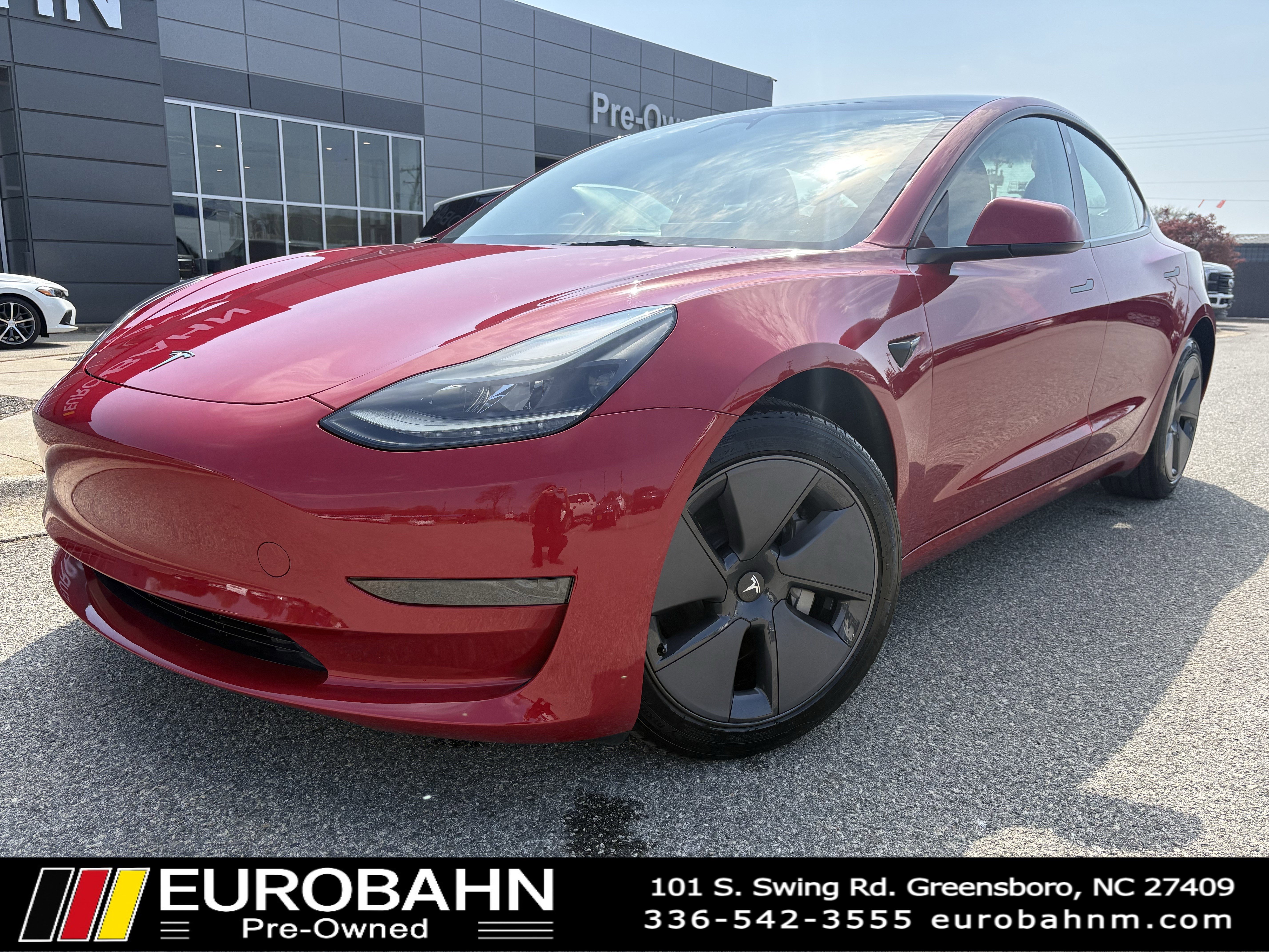 Used 2023 Tesla Model 3 Standard Range image 1
