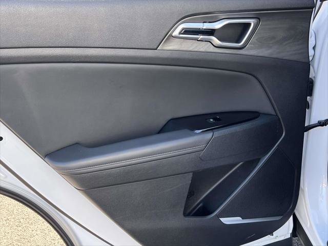 Used 2024 Kia Sportage X-Line image 11