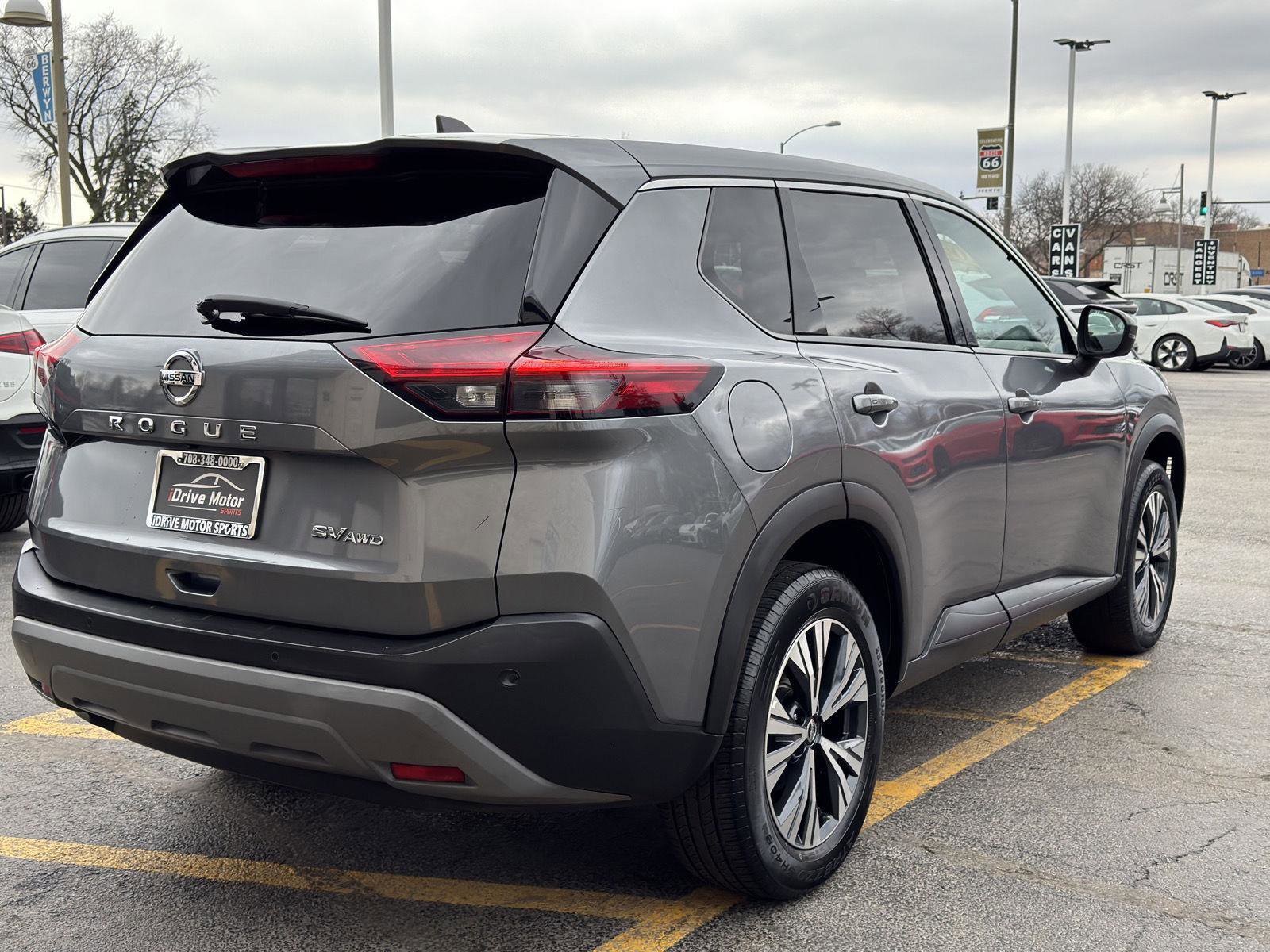 Used 2021 Nissan Rogue SV AWD/4WD image 9