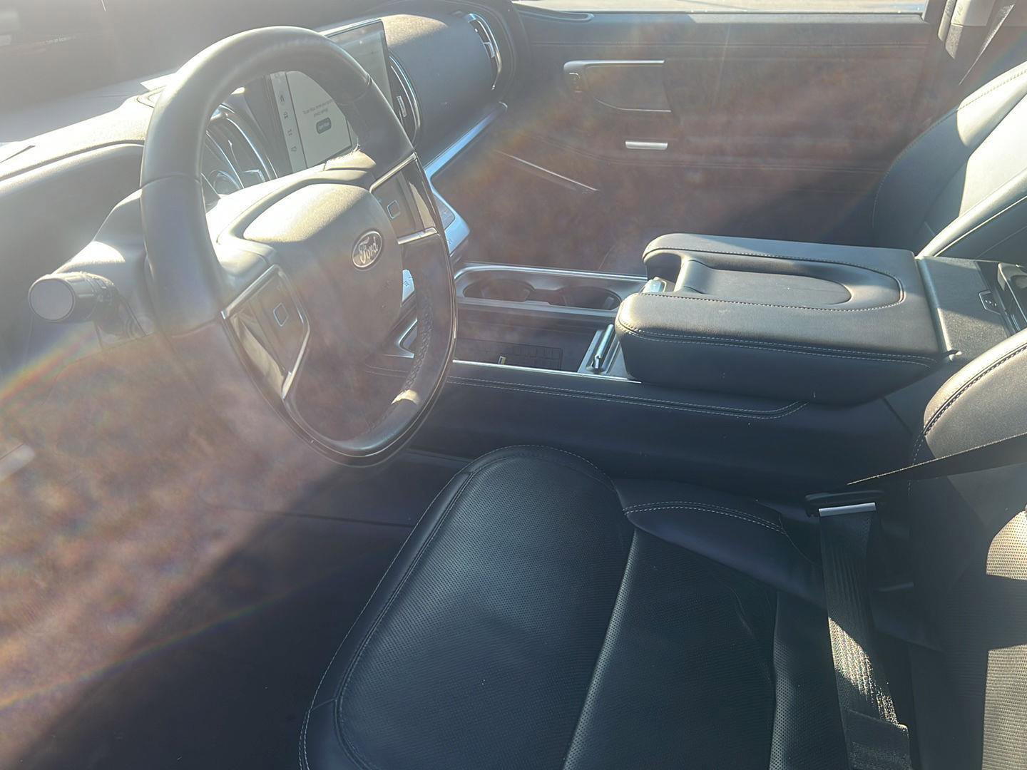 Used 2025 Ford Expedition Max Platinum image 19