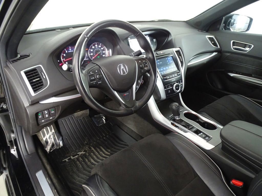 Used 2019 Acura TLX 2.4L Technology Pkg w/A-Spec P image 24