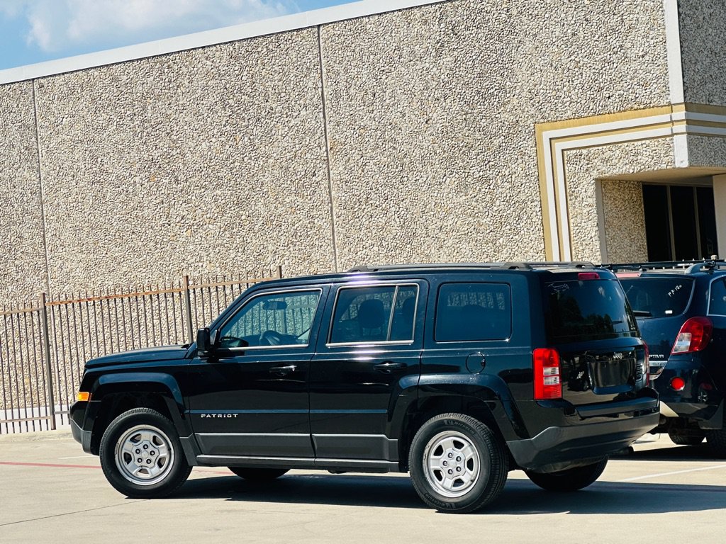 Used 2014 Jeep Patriot Sport w/ Power Value Group FWD image 6