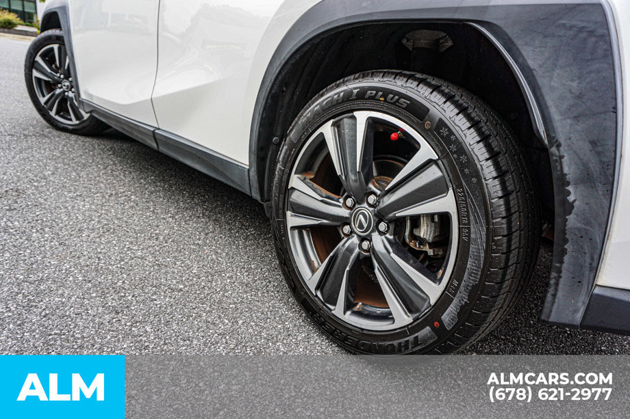 Used 2020 Lexus UX 200 w/ Accessory Package 2 FWD image 15