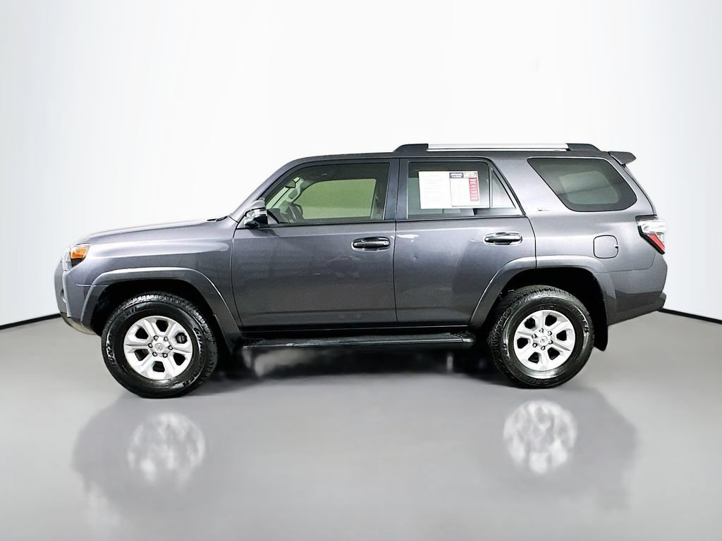 Used 2023 Toyota 4Runner SR5 Premium w/ Moonroof Package AWD/4WD image 5
