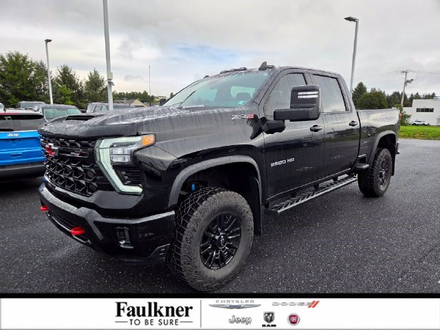 Used 2024 Chevrolet Silverado 2500 ZR2 w/ Technology Package