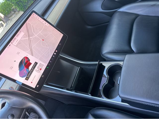 Used 2018 Tesla Model 3 Long Range image 29
