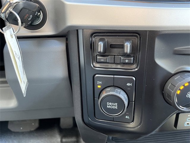 New 2026 Ford F550 4x4 Supercab Super Duty image 16