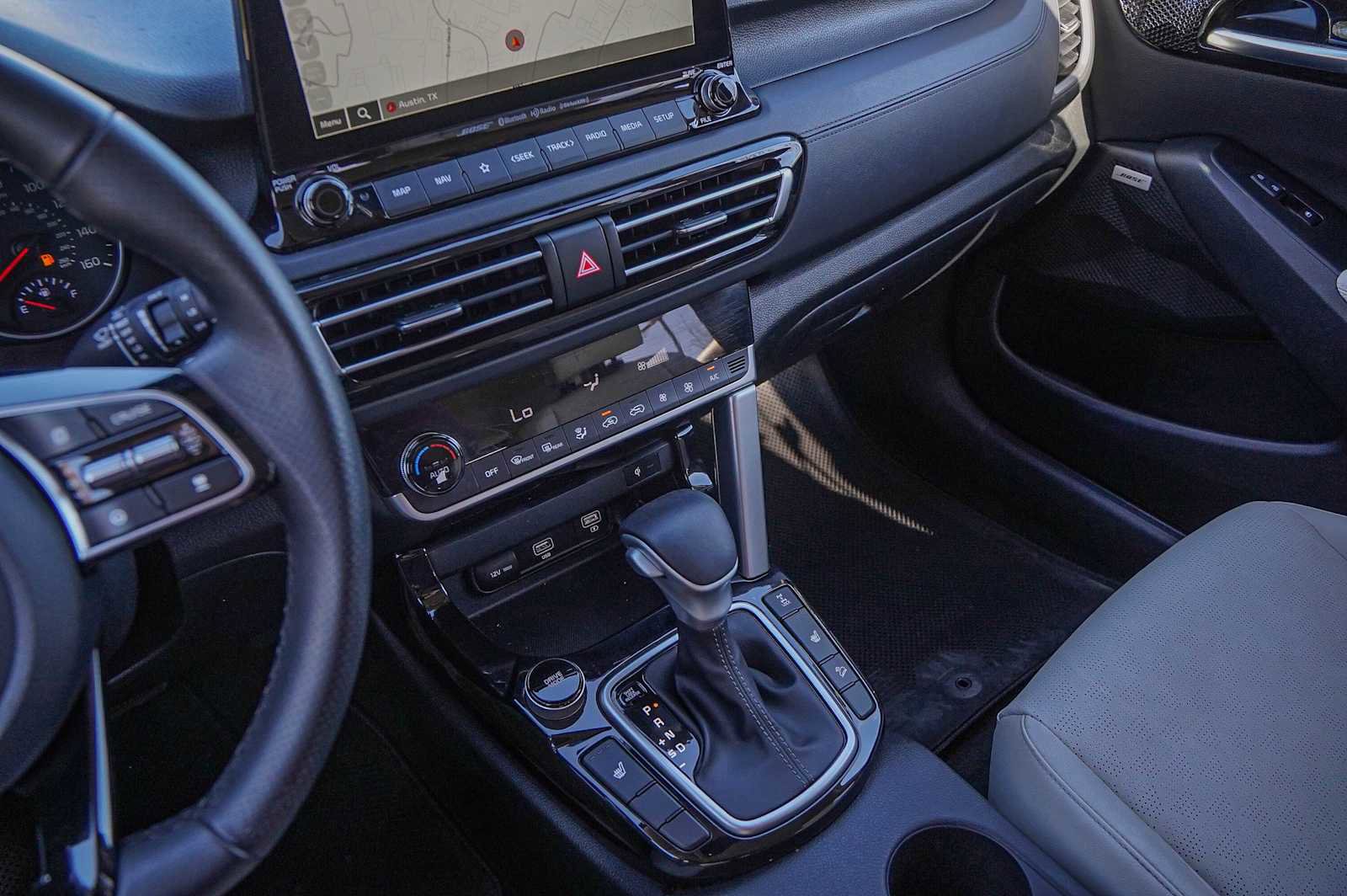 Used 2023 Kia Seltos SX image 18