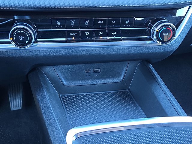 Used 2025 Chevrolet Equinox LT AWD/4WD image 28
