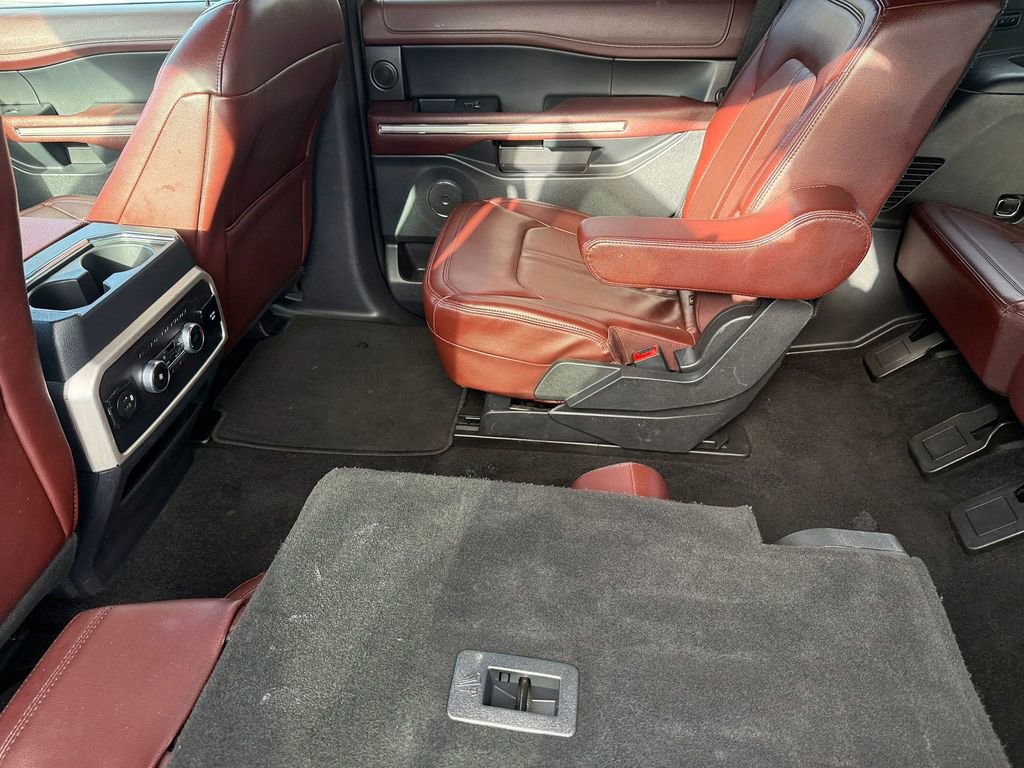 Used 2022 Ford Expedition Limited image 15