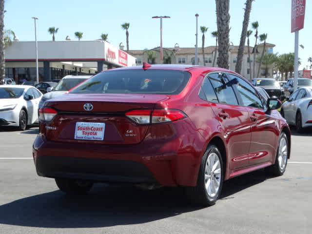 Used 2025 Toyota Corolla LE w/ LE Premium Package FWD image 14