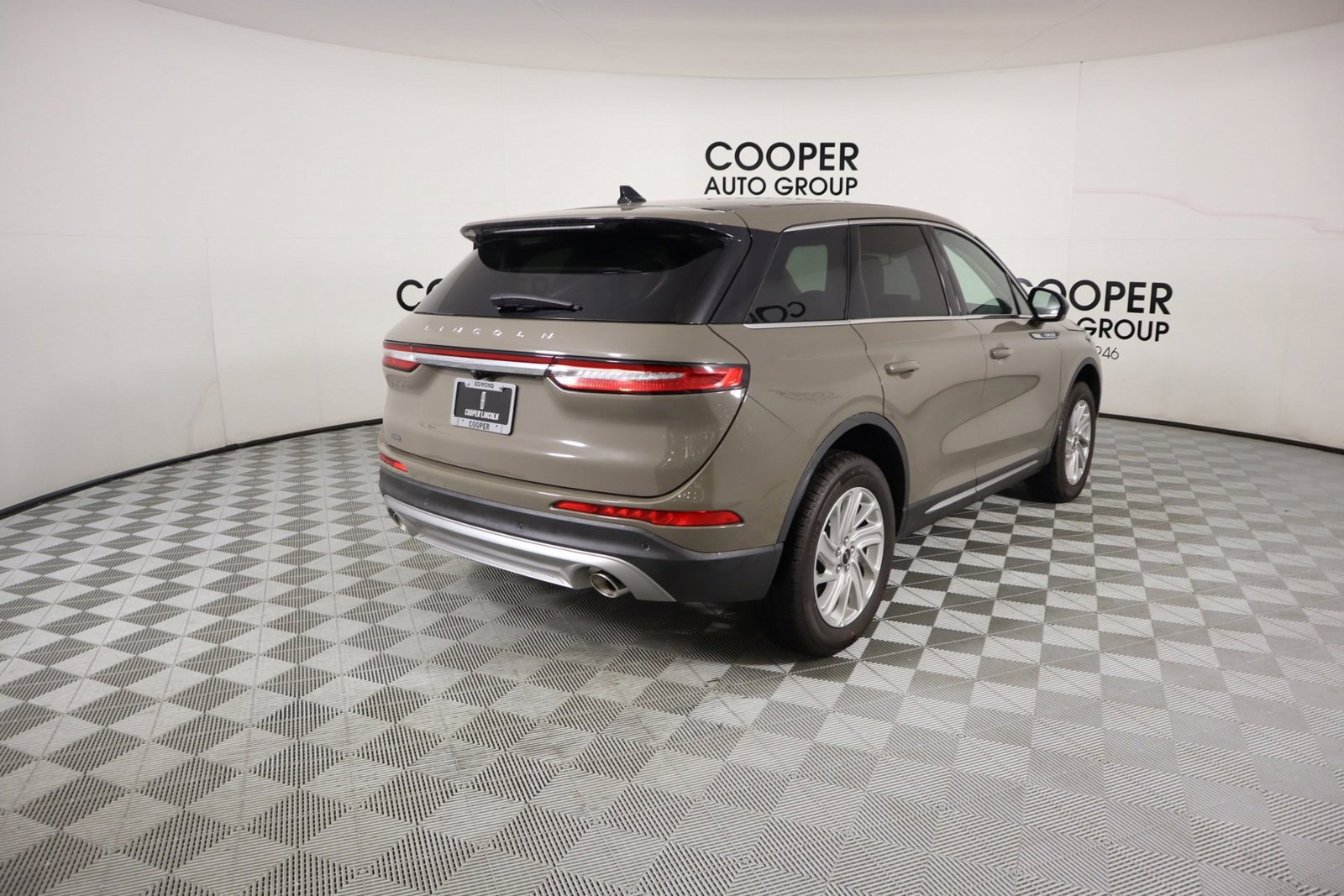 New 2025 Lincoln Corsair FWD image 21