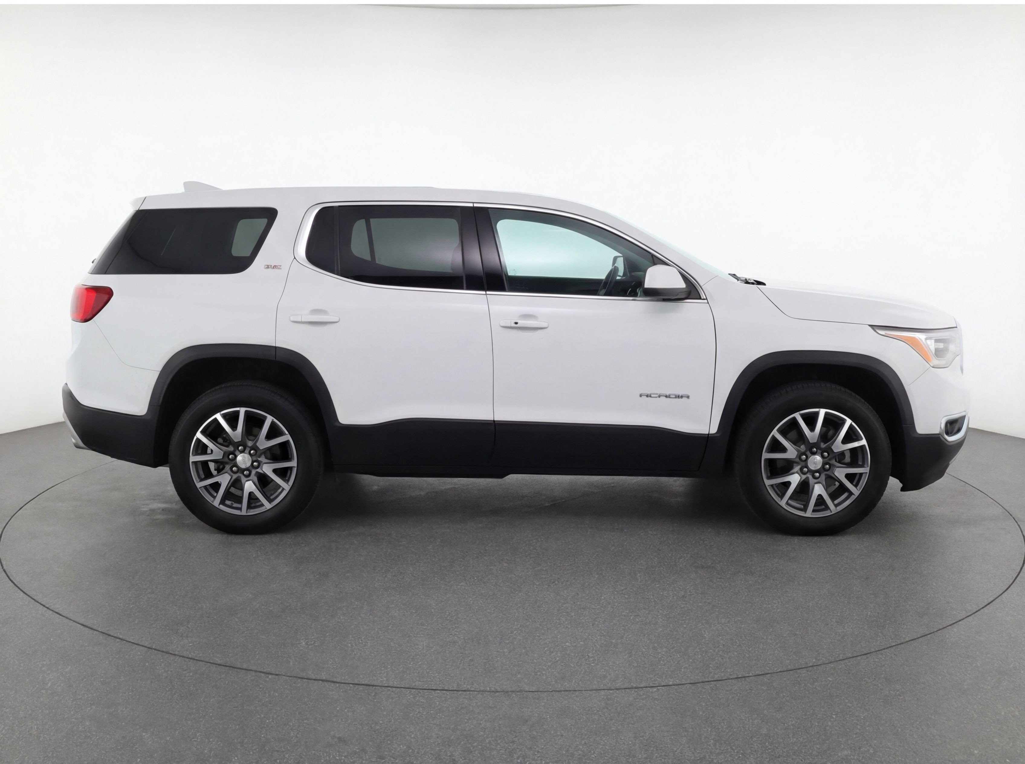 Used 2023 GMC Acadia SLT AWD/4WD image 11