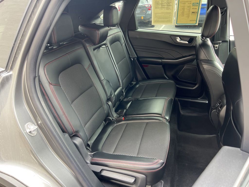 Used 2025 Ford Escape ST-Line image 23