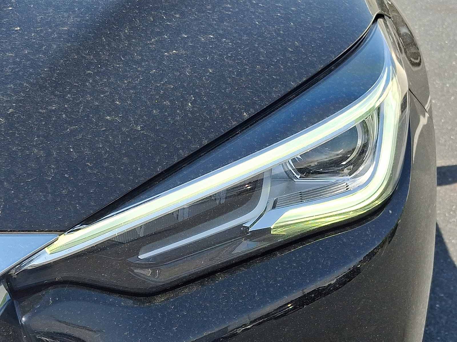 Used 2019 INFINITI QX50 Luxe w/ Navigation Package AWD/4WD image 9