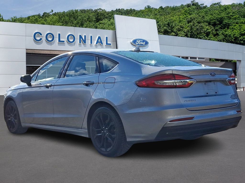 Certified 2020 Ford Fusion SE image 4