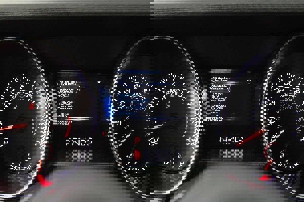 Used 2017 Ford Mustang Premium image 14