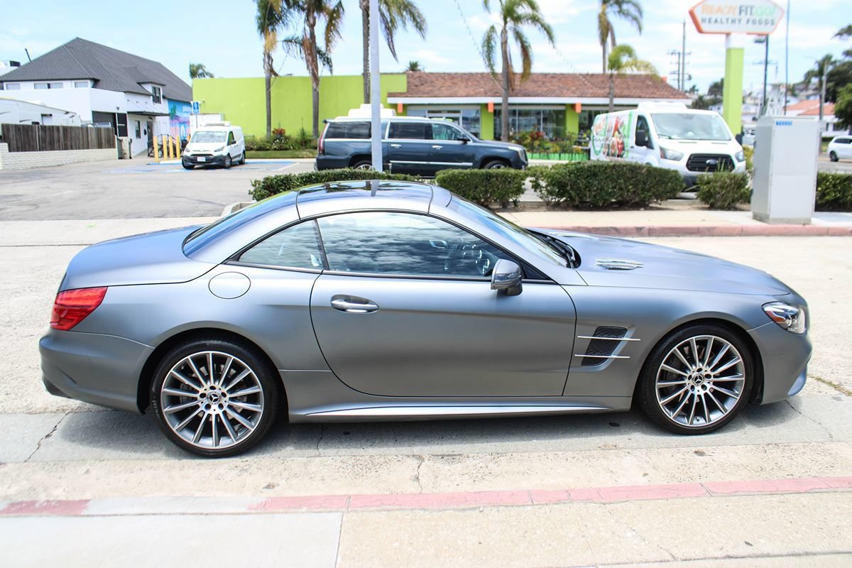 Used 2017 Mercedes-Benz SL 550 image 40