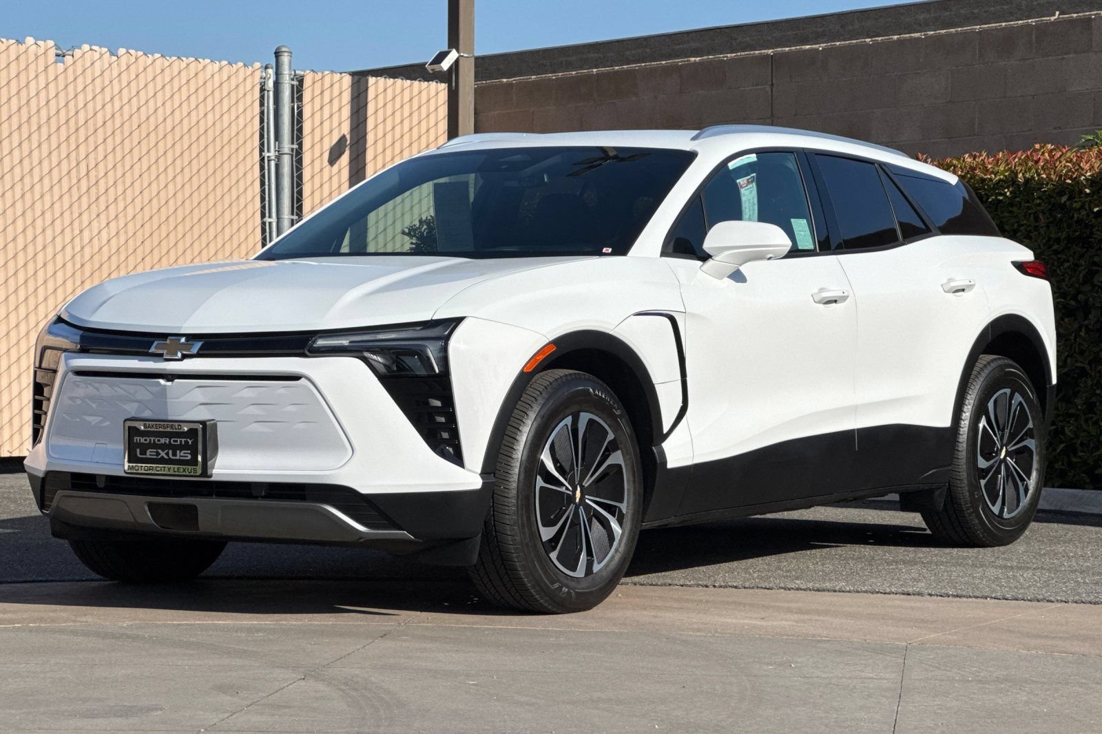 Used 2024 Chevrolet Blazer EV LT AWD/4WD image 8