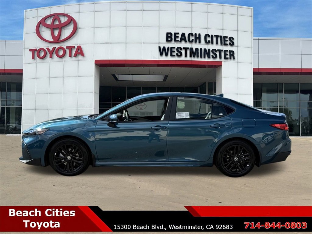 New 2026 Toyota Camry SE image 7